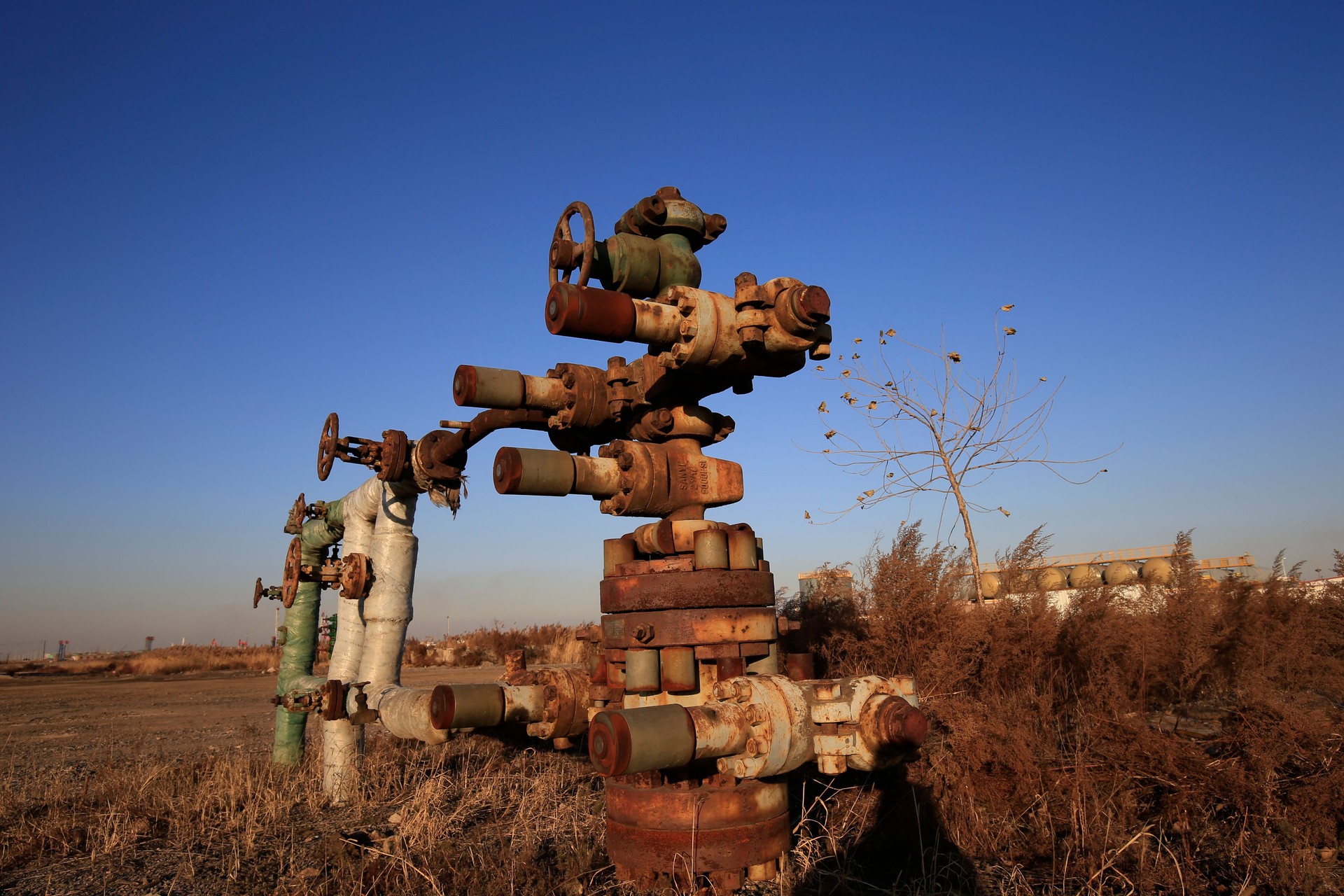 Tube and valve, oil industry equipment